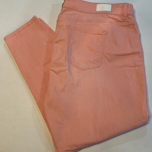 Celebrity Pink Pants - Celebrity Pink Women’s Peach Skinny Jeans!
